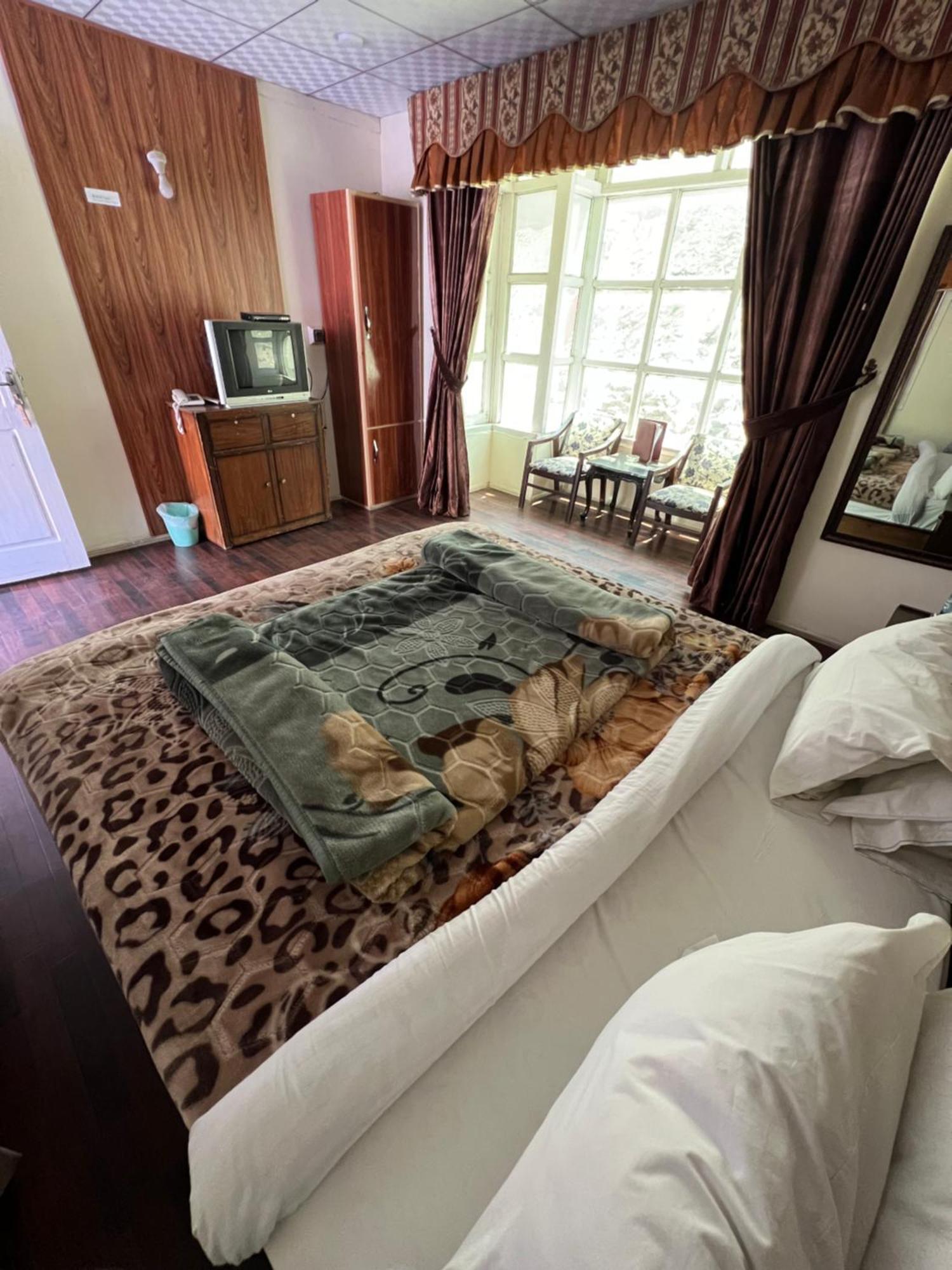 Parhena Cottages Bella นารัน ภายนอก รูปภาพ