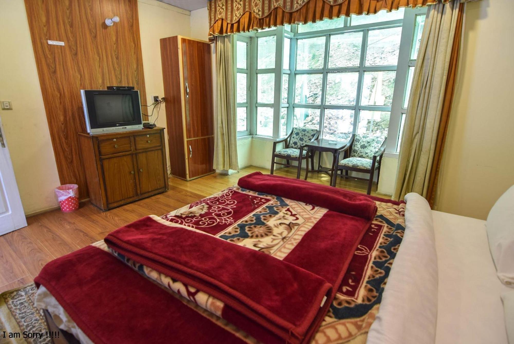 Parhena Cottages Bella นารัน ภายนอก รูปภาพ